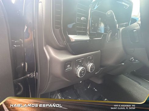 New 2026 GMC Sierra 1500 Elevation image 17