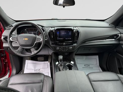Used 2023 Chevrolet Traverse LT image 10