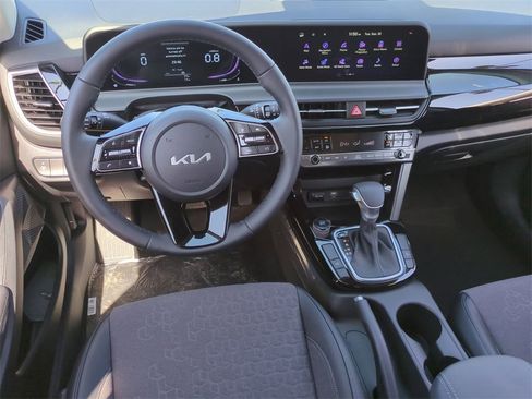 New 2026 Kia Seltos S image 29