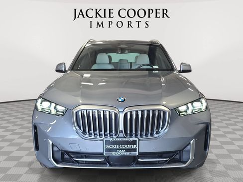 Used 2025 BMW X5 xDrive40i AWD/4WD image 2