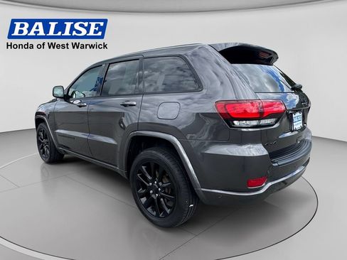 Used 2020 Jeep Grand Cherokee Altitude AWD/4WD image 7