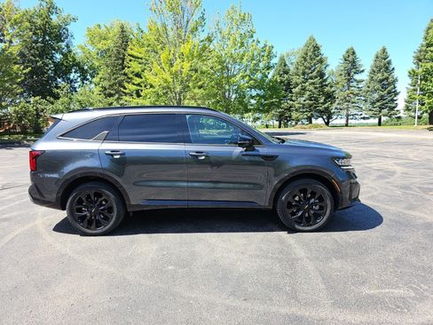 Used 2023 Kia Sorento SX AWD/4WD image 7