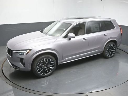 New 2026 Volvo XC90 B6 Plus w/ Protection Package Premier image 45