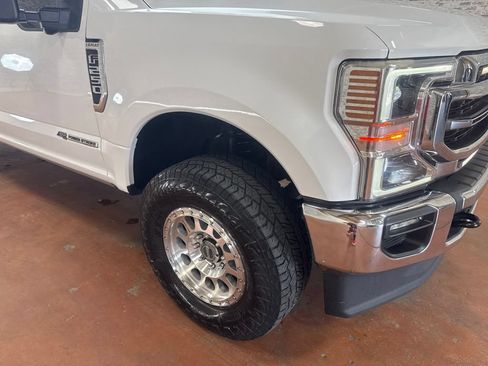 Used 2022 Ford F250 Lariat w/ Lariat Ultimate Package AWD/4WD image 9