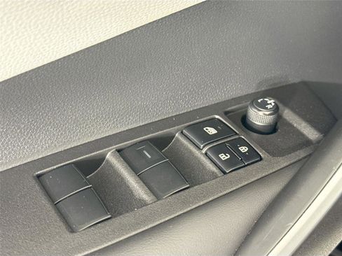 Certified 2022 Toyota Corolla SE w/ Carpet Mat Package (TMS) image 25