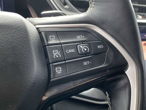 Used 2021 Jeep Grand Cherokee L Laredo image 26