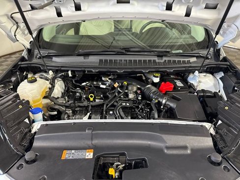 Used 2024 Ford Edge Titanium w/ Equipment Group 301A AWD/4WD image 4