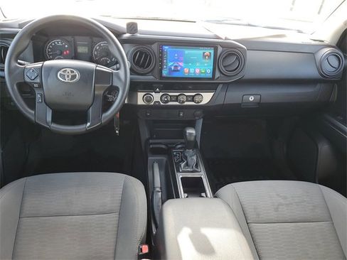 Used 2017 Toyota Tacoma SR w/ Tow Package image 13