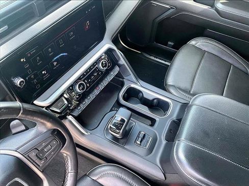Used 2023 GMC Sierra 1500 Denali w/ Denali Carbonpro Edition AWD/4WD image 15