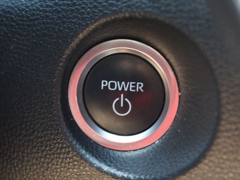 Used 2023 Toyota Corolla Cross AWD Hybrid image 7