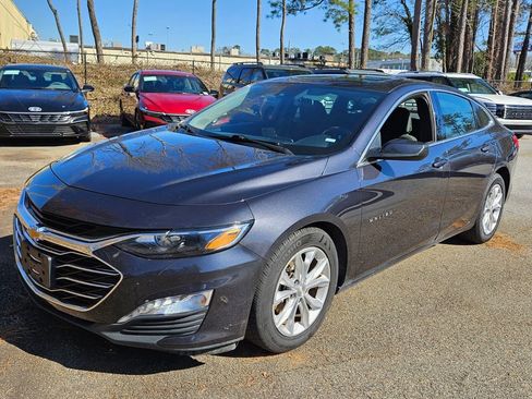 Used 2023 Chevrolet Malibu LT image 3