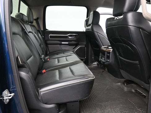 Used 2022 RAM 1500 Laramie AWD/4WD image 10