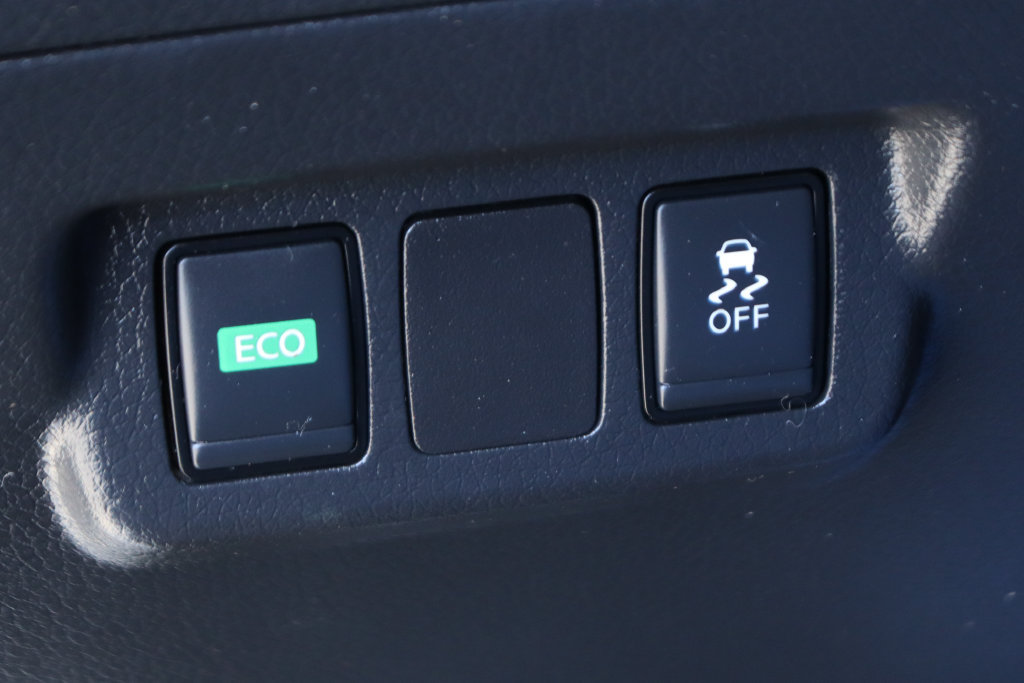 Used 2019 Nissan Sentra SV FWD image 18