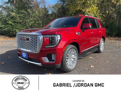 Used 2024 GMC Yukon Denali w/ Advanced Technology Package image 1