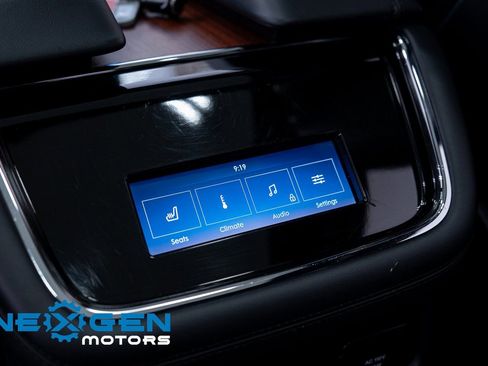 Used 2022 Lincoln Navigator Reserve AWD/4WD image 18