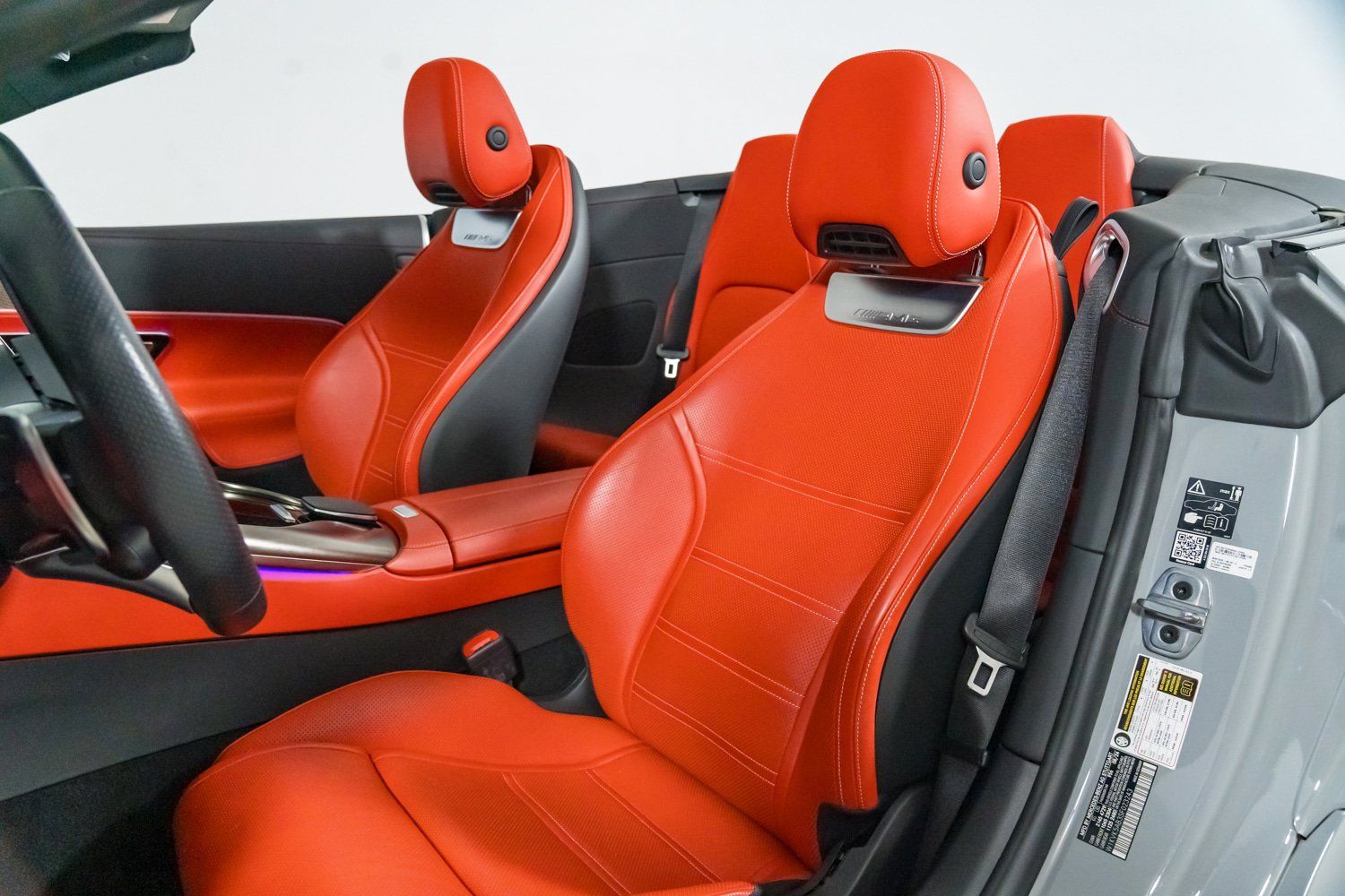 Used 2025 Mercedes-Benz SL 43 AMG w/ Driver Assistance Package image 32
