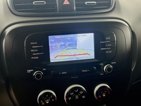 Used 2017 Kia Soul w/ Convenience Package FWD image 19
