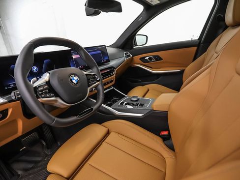 Used 2025 BMW 330i xDrive Sedan w/ Premium Package AWD/4WD image 10