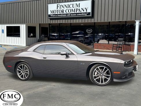 Used 2023 Dodge Challenger R/T image 1