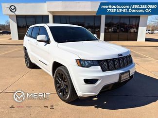 Used 2019 Jeep Grand Cherokee Altitude video 1