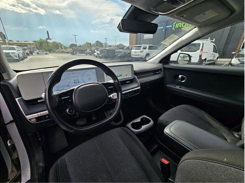 Used 2024 Hyundai Ioniq 5 SEL AWD/4WD image 2