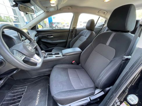 Used 2023 Nissan Sentra SV image 22