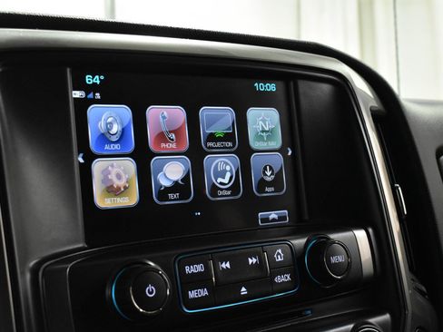 Used 2018 Chevrolet Silverado 1500 LT w/ All Star Edition image 15