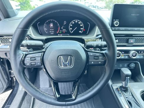 Used 2025 Honda Civic Sport image 19