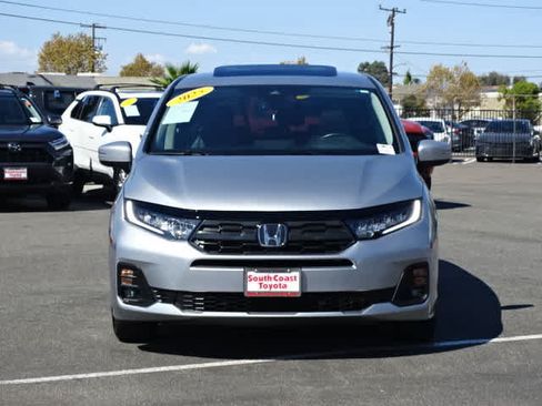 Used 2025 Honda Odyssey EX-L image 3