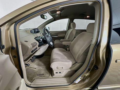 Used 2004 Nissan Quest SL w/ (HTD) 3.5 SL Upgrade Pkg image 13