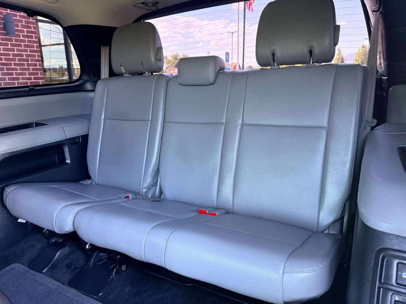 Used 2018 Toyota Sequoia Platinum w/ Carpet Mat Package AWD/4WD image 35