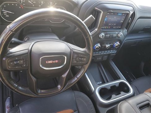 Certified 2021 GMC Sierra 1500 AT4 w/ AT4 Value Package image 19