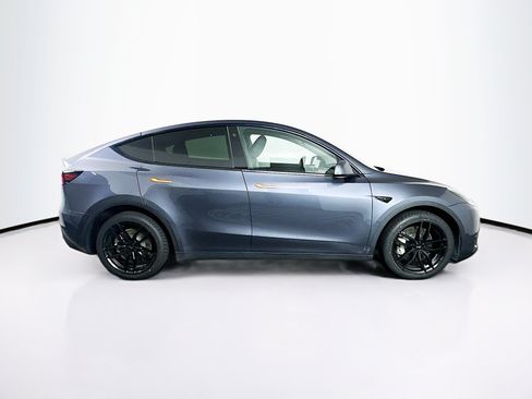 Used 2023 Tesla Model Y Long Range AWD/4WD image 10