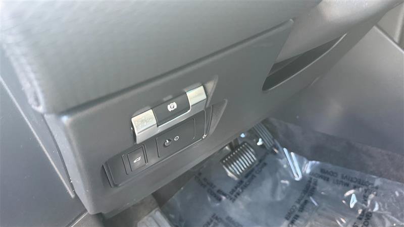 Used 2020 Land Rover Range Rover Evoque S AWD/4WD image 28