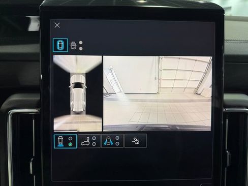 Certified 2025 GMC Yukon Denali image 22