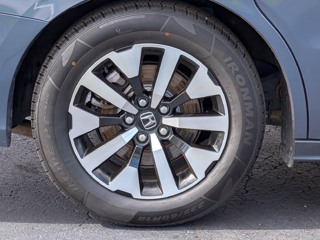 Used 2025 Honda Odyssey EX-L image 10