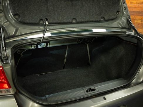 Used 2011 Ford Focus SE image 7