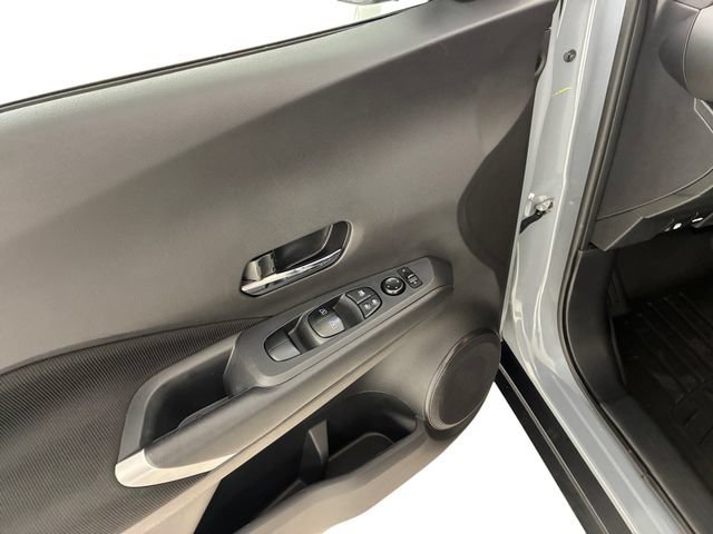 Used 2024 Nissan Kicks SV FWD image 13