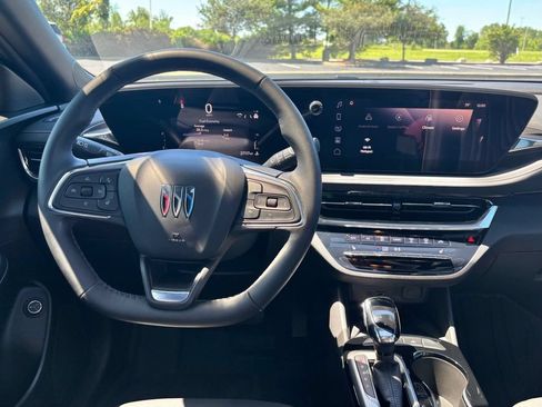 Used 2024 Buick Envista Avenir FWD image 24