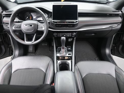 Used 2023 Jeep Compass Trailhawk w/ Trailhawk Convenience Group image 23