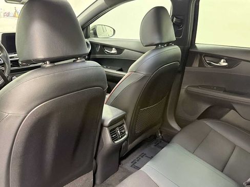 Used 2020 Kia Forte GT FWD image 25