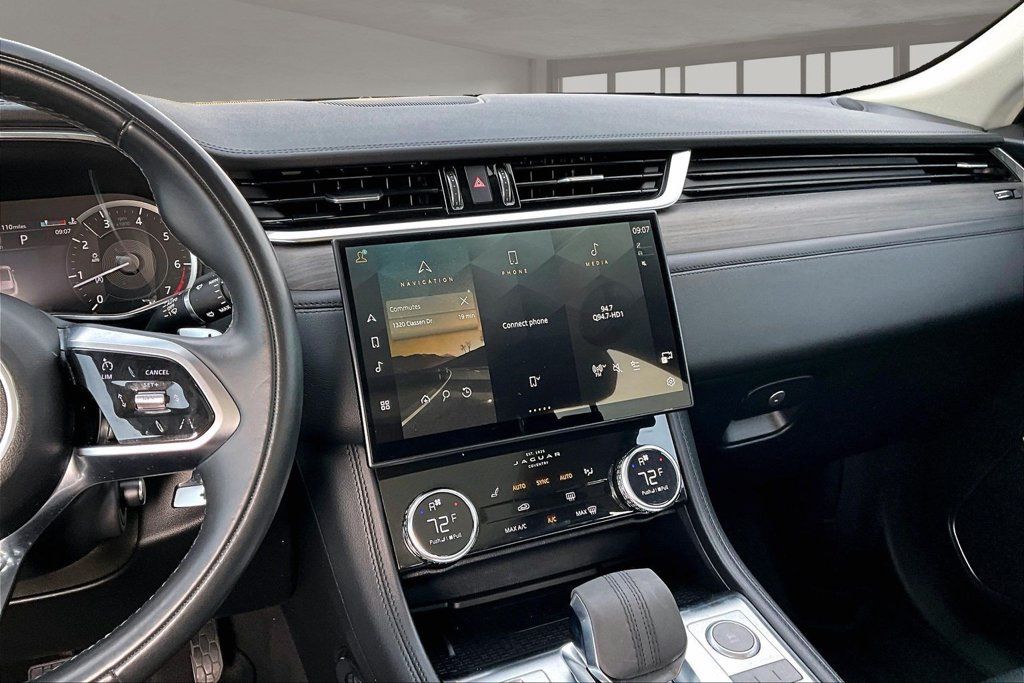 Used 2022 Jaguar F-PACE S AWD/4WD image 6
