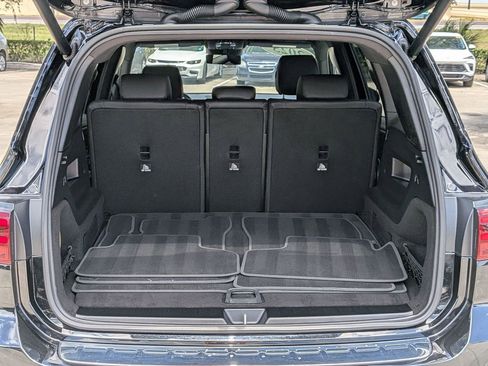 Used 2025 Mercedes-Benz GLB 250 image 22