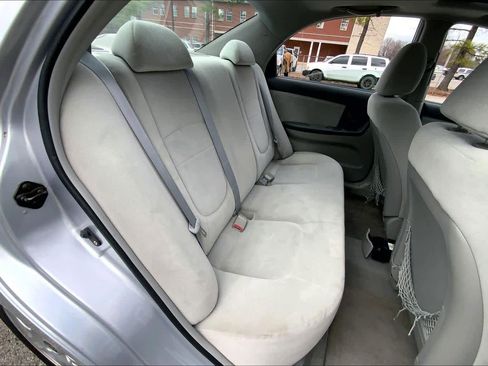Used 2005 Kia Spectra LX image 19