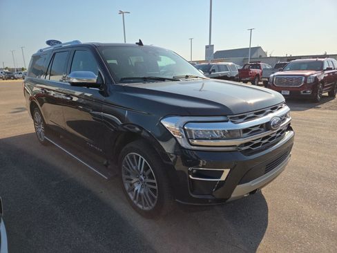 Used 2023 Ford Expedition Max Platinum AWD/4WD image 7