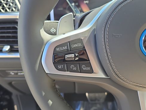 New 2026 BMW X5 xDrive50e w/ M Sport Package image 33