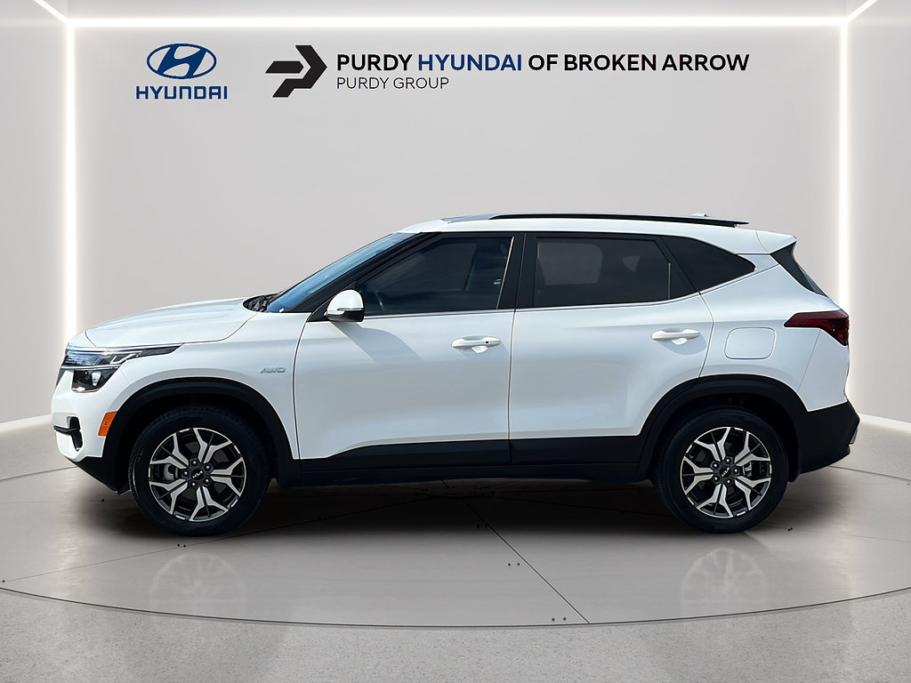 Used 2023 Kia Seltos EX AWD/4WD image 6