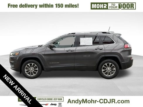 Used 2019 Jeep Cherokee Latitude Plus w/ Cold Weather Group image 4