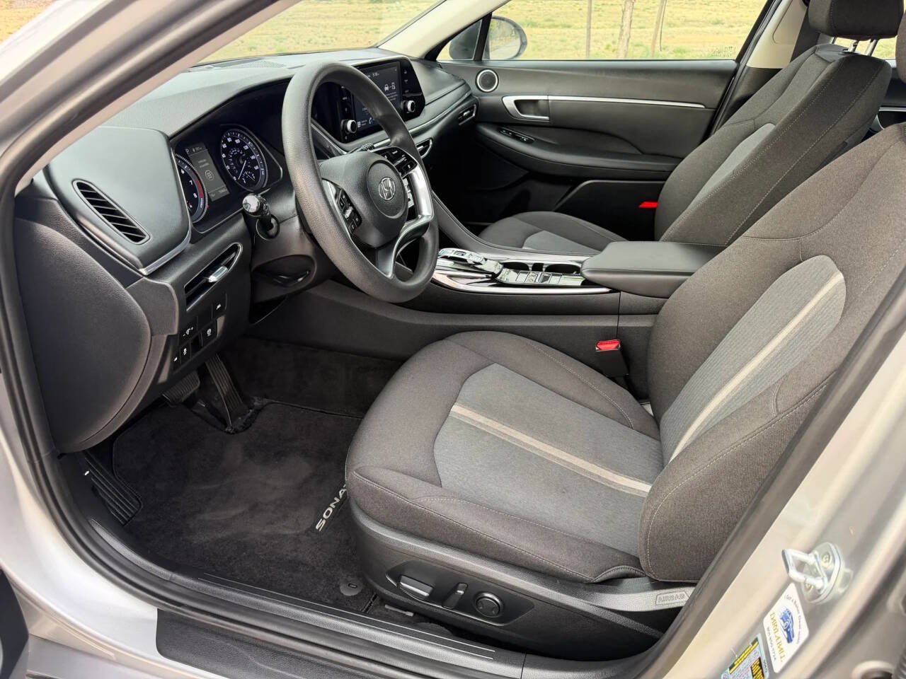 Used 2021 Hyundai Sonata SEL w/ Preferred Accessory Package FWD image 12