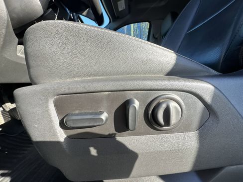 Used 2020 Chevrolet Silverado 2500 LTZ w/ LTZ Premium Package image 12